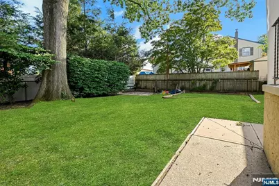 44 12th, Hawthorne, NJ 07506 - Photo 25