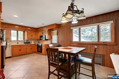 44 12th, Hawthorne, NJ 07506 - Photo 9