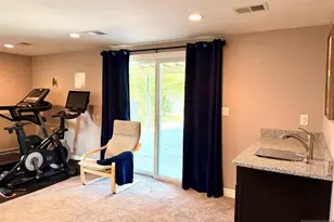 13-55 Comerford Pl, Fair Lawn, NJ 07410 - Photo 15