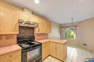 43 Forsgate Ct 43C, Washington Township, NJ 07676 - Photo 15