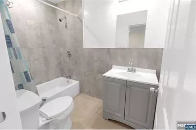 1142 Clinton Avenue 1 #1, Irvington, NJ 07111 - Photo 9