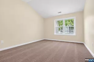 31 Markham Circle 31, Englewood, NJ 07631 - Photo 13