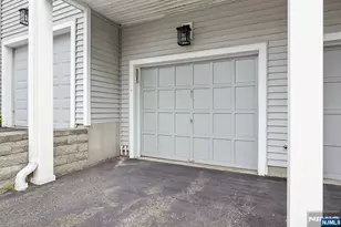 31 Markham Circle 31, Englewood, NJ 07631 - Photo 21