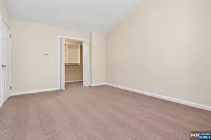 31 Markham Circle 31, Englewood, NJ 07631 - Photo 11