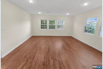 1142 Clinton Avenue 2 #2, Irvington, NJ 07111 - Photo 3