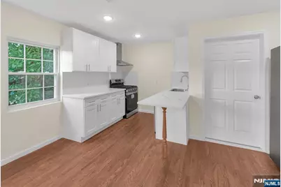 1142 Clinton Avenue 2 #2, Irvington, NJ 07111 - Photo 5