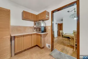 48 Doherty Dr, Clifton, NJ 07013 - Photo 15
