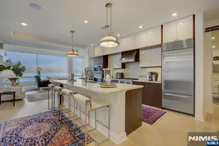 9 Somerset Ln 203-204, Edgewater, NJ 07020 - Photo 5