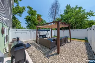 34 Garibaldi Ave, Newark, NJ 07114 - Photo 33