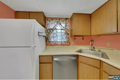 150 Maple Avenue, Woodland Park, NJ 07424 - Photo 11