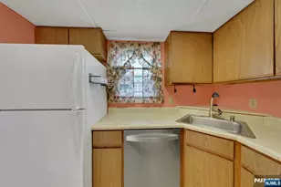 150 Maple Ave, Woodland Park, NJ 07424 - Photo 11