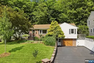 31 Truman Blvd, Oakland, NJ 07436 - Photo 1