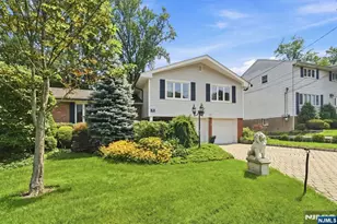 65 Hickory St, Englewood Cliffs, NJ 07632 - Photo 1