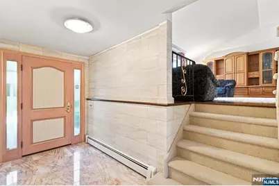 65 Hickory Street, Englewood Cliffs, NJ 07632 - Photo 5