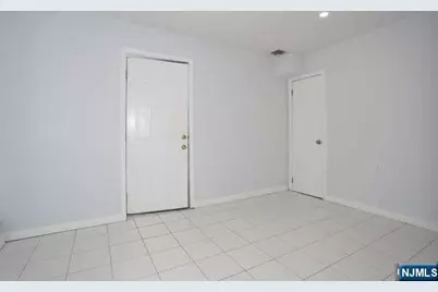 96 Wilson Avenue, Wayne, NJ 07470 - Photo 15