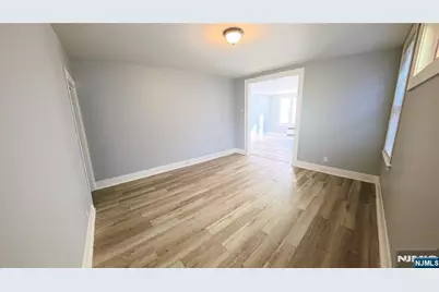 309-311 Goldsmith Avenue 1 #1, Newark, NJ 07112 - Photo 7