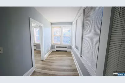 309-311 Goldsmith Avenue 1 #1, Newark, NJ 07112 - Photo 5