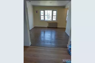 29 Vreeland Avenue, Hackensack, NJ 07601 - Photo 3