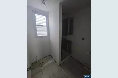 135 Brookside Avenue, Irvington, NJ 07111 - Photo 7