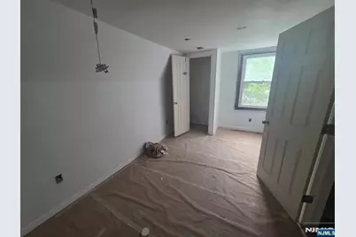 135 Brookside Avenue, Irvington, NJ 07111 - Photo 9