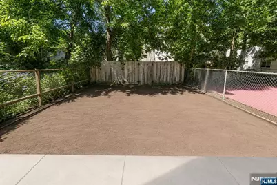 143 Pearsall Avenue, Jersey City, NJ 07305 - Photo 19