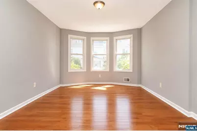 143 Pearsall Avenue, Jersey City, NJ 07305 - Photo 13