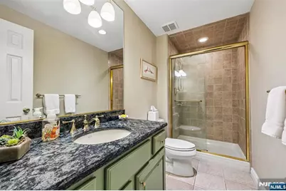 4 Allison Court, Allendale, NJ 07401 - Photo 17