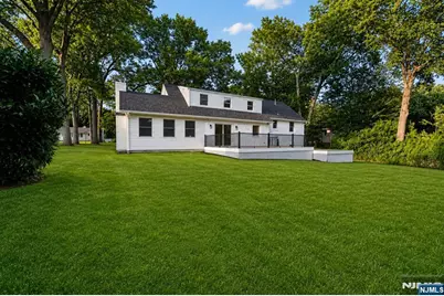 183 Jefferson Avenue, Emerson, NJ 07630 - Photo 33