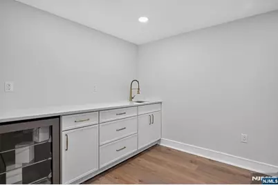 183 Jefferson Avenue, Emerson, NJ 07630 - Photo 31