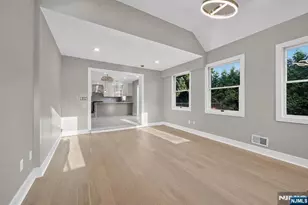 183 Jefferson Ave, Emerson, NJ 07630 - Photo 11