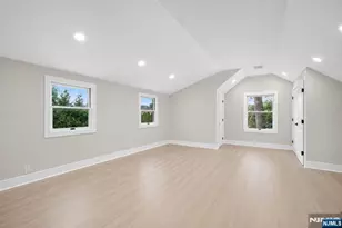 183 Jefferson Ave, Emerson, NJ 07630 - Photo 21