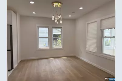 319 Crestview Place, Teaneck Township, NJ 07666 - Photo 9