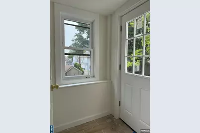 319 Crestview Place, Teaneck Township, NJ 07666 - Photo 13