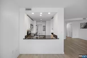 600 Harbor Blvd 955, Weehawken, NJ 07086 - Photo 11