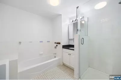 600 Harbor Boulevard 955 #955, Weehawken, NJ 07086 - Photo 15