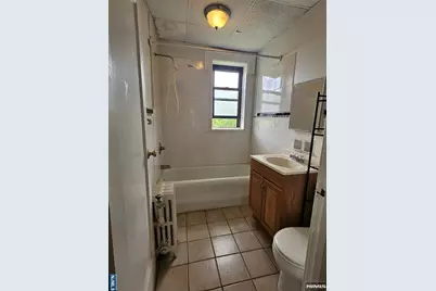 194 Davis Avenue 26 #26, Kearny, NJ 07032 - Photo 7