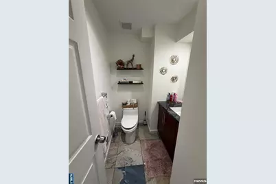 727 Cornwall Avenue, Teaneck Township, NJ 07666 - Photo 7