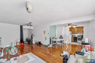 1575 Center Avenue 1F #1F, Fort Lee, NJ 07024 - Photo 3
