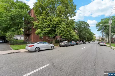1575 Center Avenue 1F #1F, Fort Lee, NJ 07024 - Photo 19