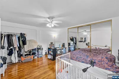 1575 Center Avenue 1F #1F, Fort Lee, NJ 07024 - Photo 13