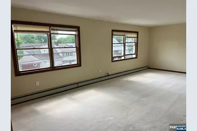 364 Chestnut Avenue 2 #2, South Hackensack Township, NJ 07606 - Photo 3