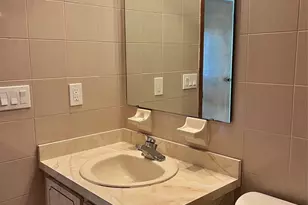 364 Chestnut Ave 2, South Hackensack Township, NJ 07606 - Photo 17