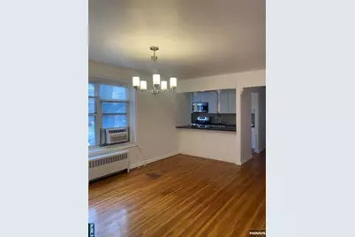 2350 Linwood Avenue 2F #2F, Fort Lee, NJ 07024 - Photo 3