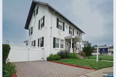 133 S Prospect Avenue, Bergenfield, NJ 07621 - Photo 3