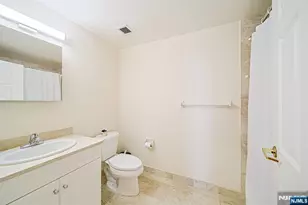 100 Old Palisade Road 3415, Fort Lee, NJ 07024 - Photo 23