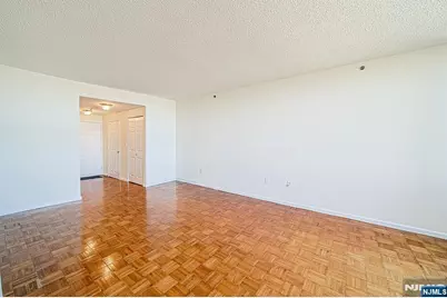 100 Old Palisade Road 3415 #3415, Fort Lee, NJ 07024 - Photo 7