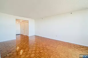 100 Old Palisade Road 3415, Fort Lee, NJ 07024 - Photo 7