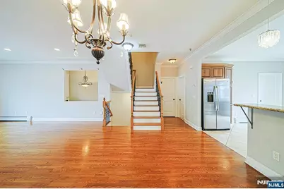 2462 3rd Street, Fort Lee, NJ 07024 - Photo 7