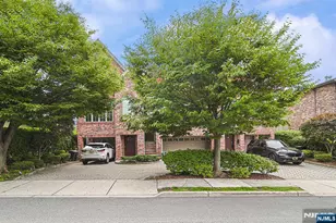 2462 3rd St, Fort Lee, NJ 07024 - Photo 1