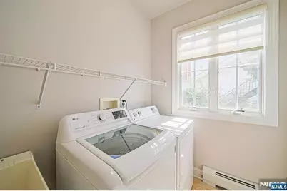 2462 3rd Street, Fort Lee, NJ 07024 - Photo 17